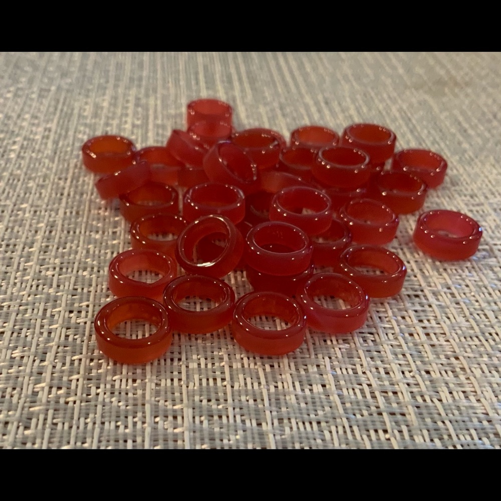 Vintage.. 30 rare pressed glass rings/W.Ge…